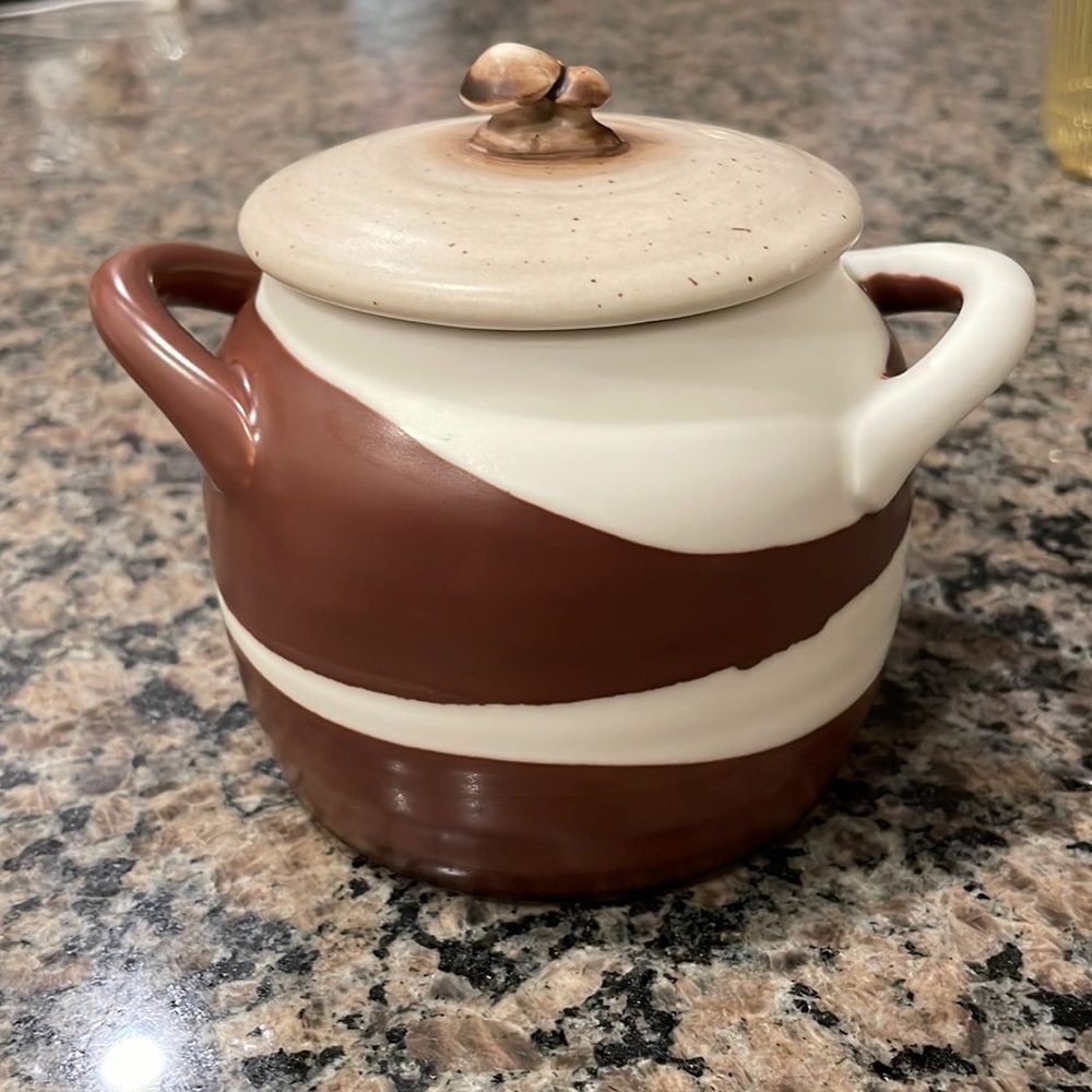 Urban Outfitters Mushroom Ceramic Container